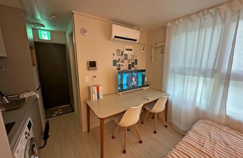 Bongcheon-dong Apartment | 서울대입구역 2호선 2분