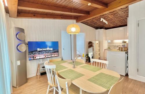 Sangam-dong Apartment | 서울여행, 짐보관, 홍대입구역 1정거장, 지하철역 도보 4분, 상암월드컵경기장