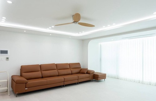 Bucheon Apartment | 조용한 도시에 있는 쾌적한 아파트
