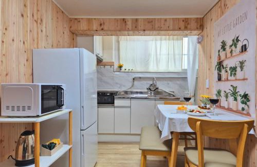 Suwon Apartment | #편백나무 #아지트 #Lucky Oasis #정자재래시장 #스타필드 #수원종합운동장 #커플추천 #낮시간이용가능 #평일할인