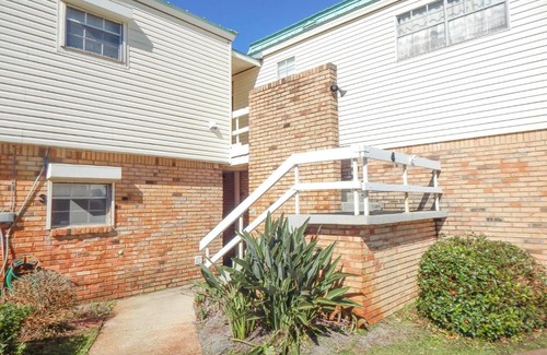 Dauphin Island Apartment | 009 Surf Club B4 condo