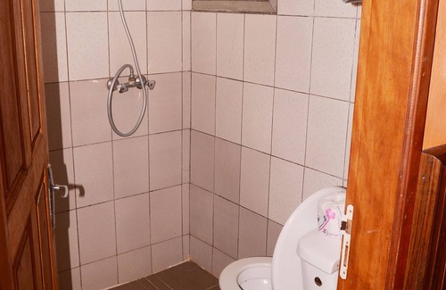Kribi Bed & Breakfast | 01. Classic Double Room Ile de Bréhat, 1 double bed, DRC