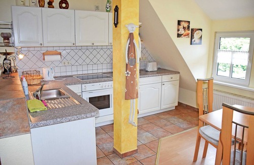 Putbus Apartment | 02 Ferienwohnung mit Sonnenterrasse - Rügener Ferienwohnungen in Beuchow