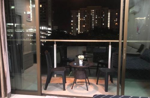 Taman Mount Austin Apartment | 03A-Mount Austin Palazio Studio Homestay for 2pax WIFI