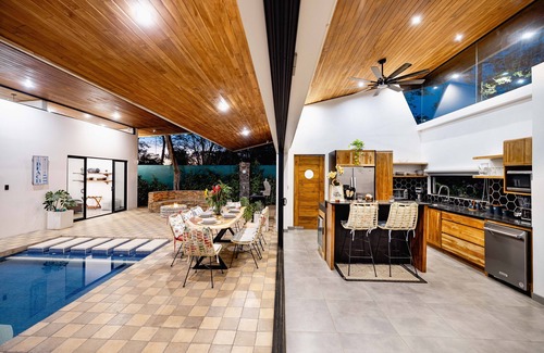 Tamarindo House | 08 min from Tamarindo Beach/private pool