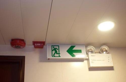 Mong Kok House | 1米2床 适合1至2人入住Cozy Single or Double Room in Mong Kok Perfect for 1 to 2 Guests
