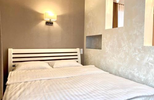 Sukhinovka Apartment | 1-кімн Стильні апартаментами біля Корпусного саду ,Стадіон"Динамо"