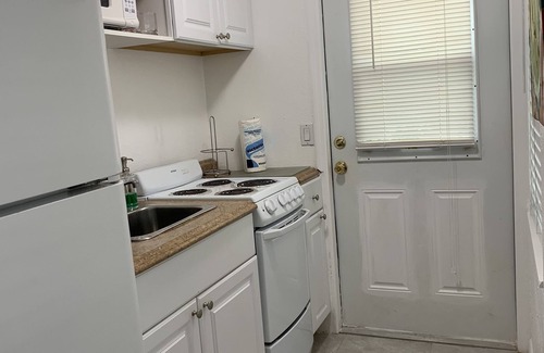 Sexton Cove Estates Apartment | 1/1 Efficiency/Apartment in Paradise
