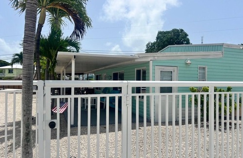 Sexton Cove Estates Apartment | 1/1 Efficiency/Apartment in Paradise