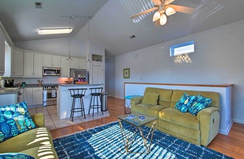 Southport Condo | 1/2 Mi to Riverwalk! Historic Dtwn Southport Condo