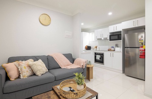 Rocklea Apartment | 1 Bdr Apt! GST Credits! Kitchen! Parking! 314AF1