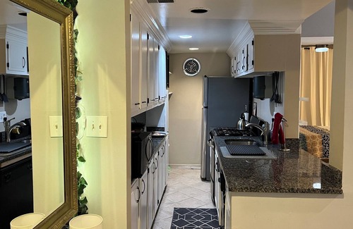 Logan Circle Apartment | 1-Bed Apt - Great for Travelers -Near National Mall