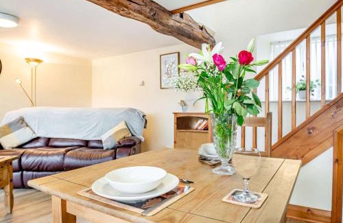 Bala House | 1 bed in Bala 88450
