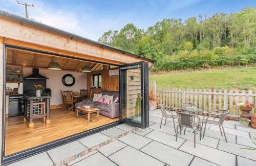 Upper Sapey Cabin | 1 Bed in Whitbourne oc-s32935