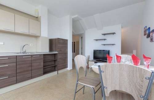 Pomorie Apartment | 1-Bed modern Sea View Apartment in Aparthotel