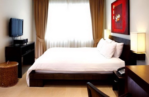 Rawai Resort | 1 BED Room at Condo at Water Front/ Direct at Ocean Front