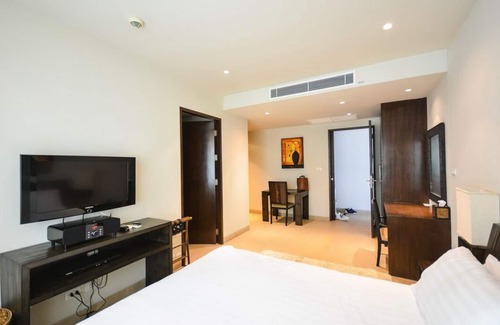 Rawai Resort | 1 BED Room at Condo at Water Front/ Direct at Ocean Front