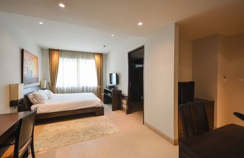 Rawai Resort | 1 BED Room at Condo at Water Front/ Direct at Ocean Front