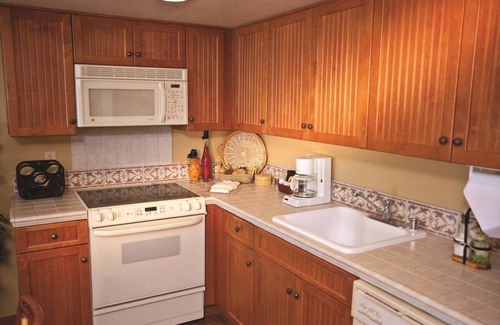 Wailua Resort | 1 BedRm Suite at Kapa'a Oceanfront Resort