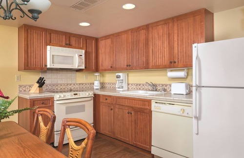 Wailua Resort | 1 BedRm Suite at Kapa'a Oceanfront Resort