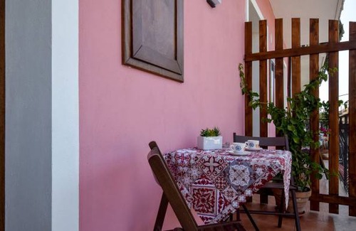 Trappitello Apartment | 1 bedroom accommodation in Trappitello