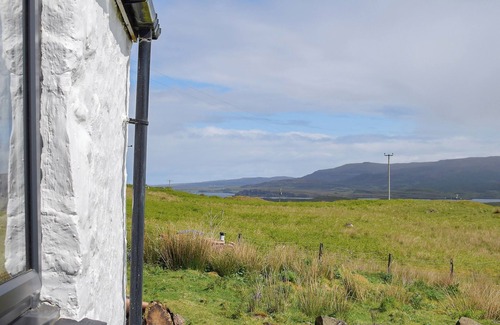 Skinidin Cottage | 1 bedroom accommodation in Dunvegan, near Portree