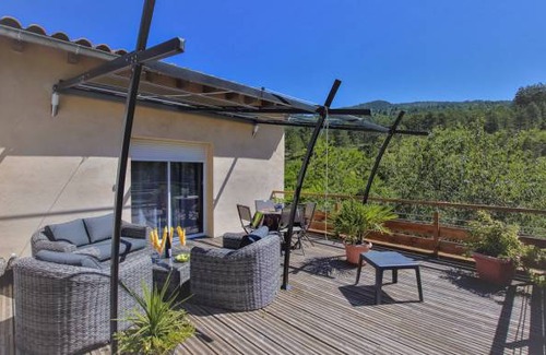Espenel House | 1 bedroom accommodation in Espenel