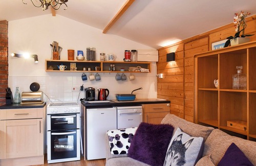 Gillingham Cottage | 1 bedroom accommodation in Gillingham