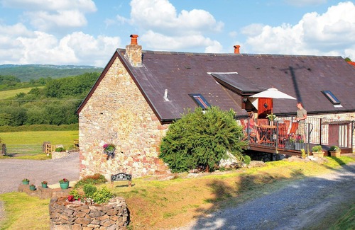 Porthyrhyd Cottage | 1 bedroom accommodation in Pontyberem, Carmarthenshire