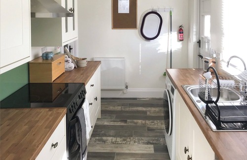 Trowbridge Cottage | 1 bedroom accommodation in Steeple Ashton, near Trowbridge