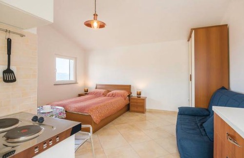 Martina House | 1 bedroom accommodation in Martina