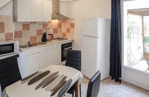 Sablet House | 1 bedroom accommodation in Sablet