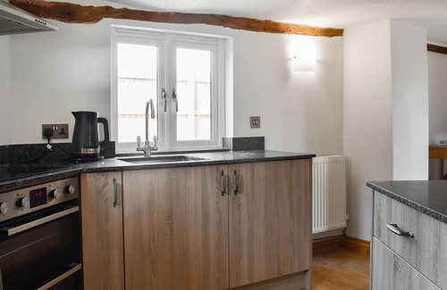 Aymestrey Cottage | 1 bedroom accommodation in Knapton, near Hereford