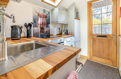 Pitlochry Cottage | 1 bedroom accommodation in Pitlochry