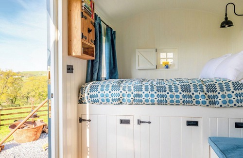 St George Cottage | 1 bedroom accommodation in Abergele