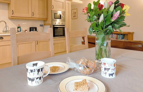 Driffield Cottage | 1 bedroom accommodation in Wansford, near Driffield