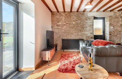 Lampeter Cottage | 1 bedroom accommodation in Cribyn, near Lampeter