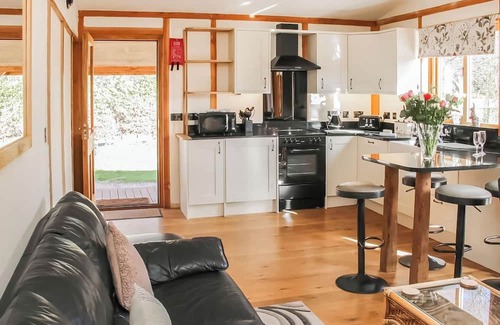 Felton Ski Chalet | 1 bedroom accommodation in Oswestry