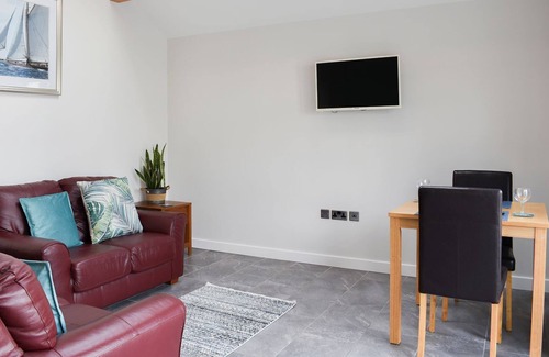 Llanbedrog Cottage | 1 bedroom accommodation in Llanbedrog, near Abersoch