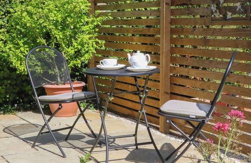 Alcester Cottage | 1 bedroom accommodation in Bidford-on-Avon, near Alcester