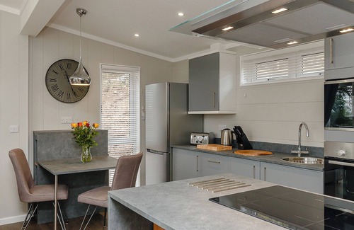 Cheddar Ski Chalet | 1 bedroom accommodation in Cheddar