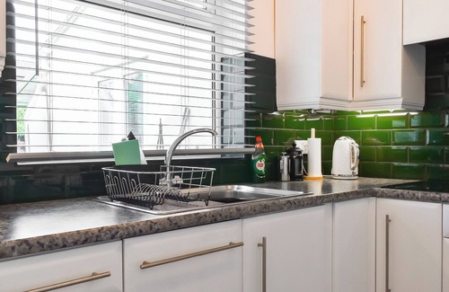 Hamworthy Cottage | 1 bedroom accommodation in Poole