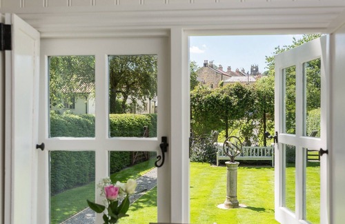 Coxwold Cottage | 1 bedroom accommodation in Coxwold, near Helmsley
