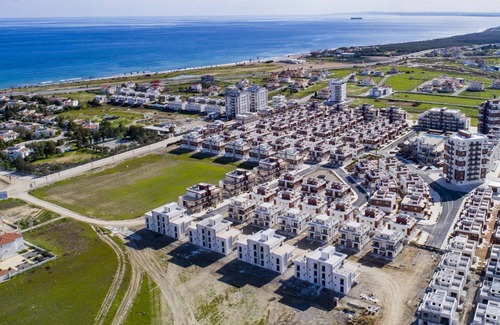 Trikomo Apartment | 1 Bedroom Apartment 300 metres from the sandy beach