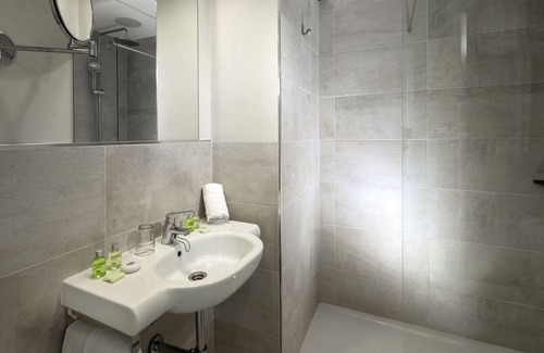 Corralejo Apartment | 1 Bedroom Apartment Pool View - Hesperia Bristol Playa