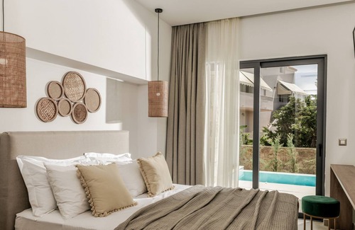Vasilikos Apartment | 1-Bedroom Apartment with Private Pool - Lagoon Luxury Suites