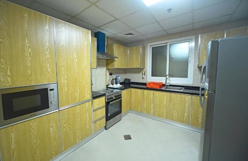 Al Nahda 2 Hotel | 1 Bedroom Apartment Near NMC Sociality Hospital
