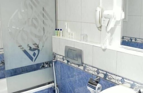 Al Nahda 2 Hotel | 1 Bedroom Apartment Near NMC Sociality Hospital