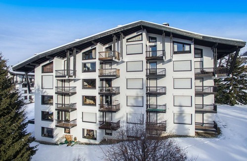 Le Planellet Apartment | 1-bedroom apartment with parking and elevator near the slopes in Megève