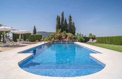 Alfarnatejo Apartment | 1 bedroom awesome apartment in Mondron